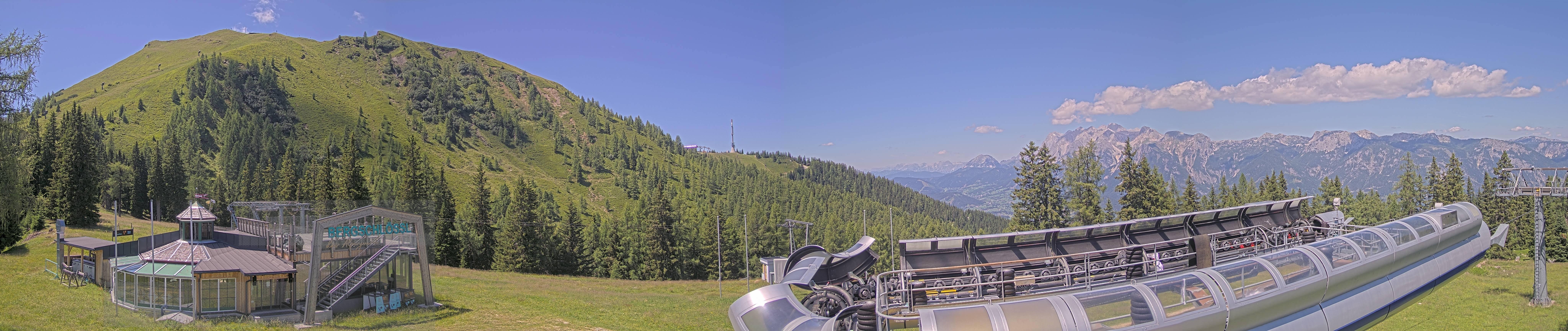 Archiv Foto Webcam Bergstation Höfi Express II (1821 m)