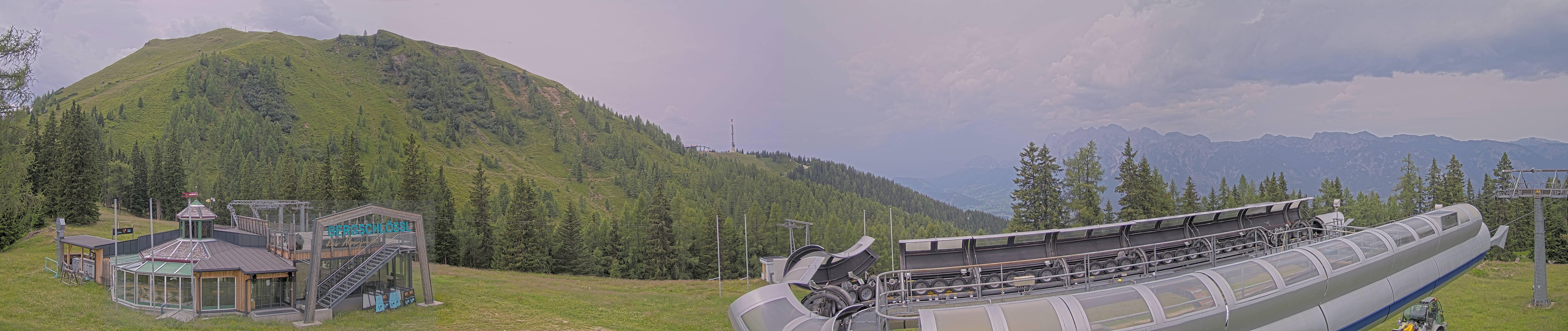 Archived image Webcam Top station Höfi Express II (1821 m)