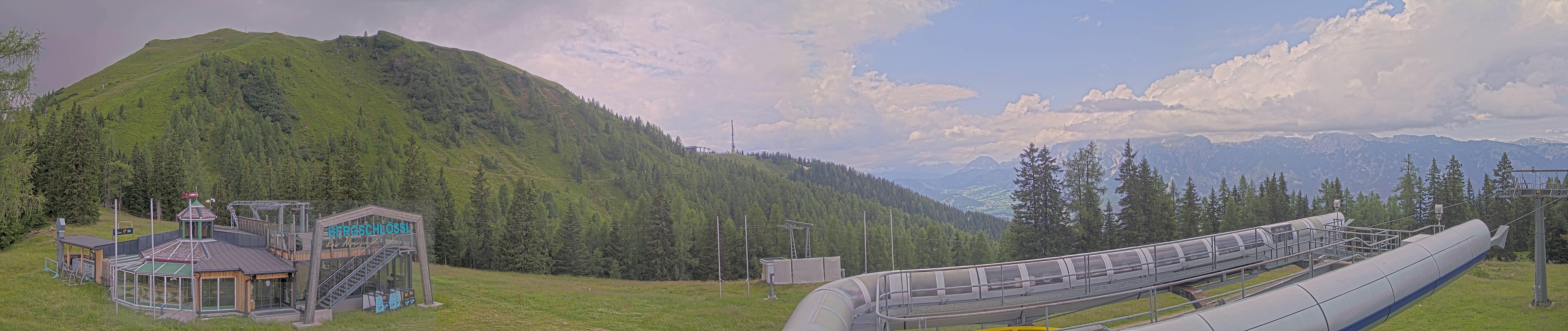 Archiv Foto Webcam Bergstation Höfi Express II (1821 m)
