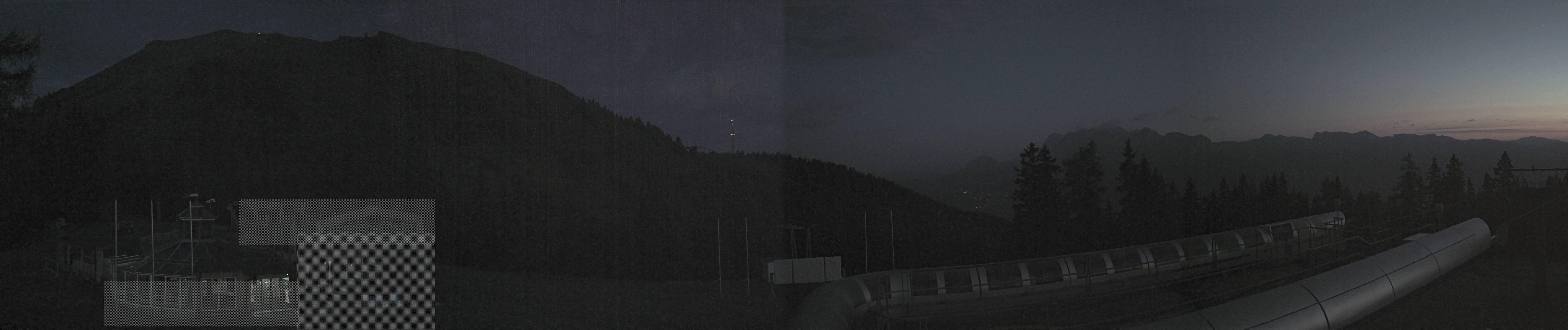 Archiv Foto Webcam Bergstation Höfi Express II (1821 m)