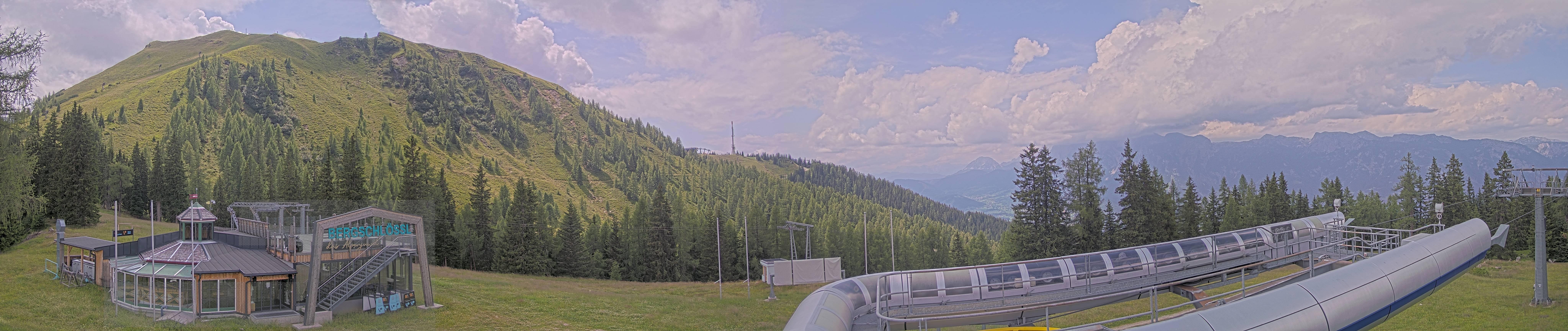 Archived image Webcam Top station Höfi Express II (1821 m)