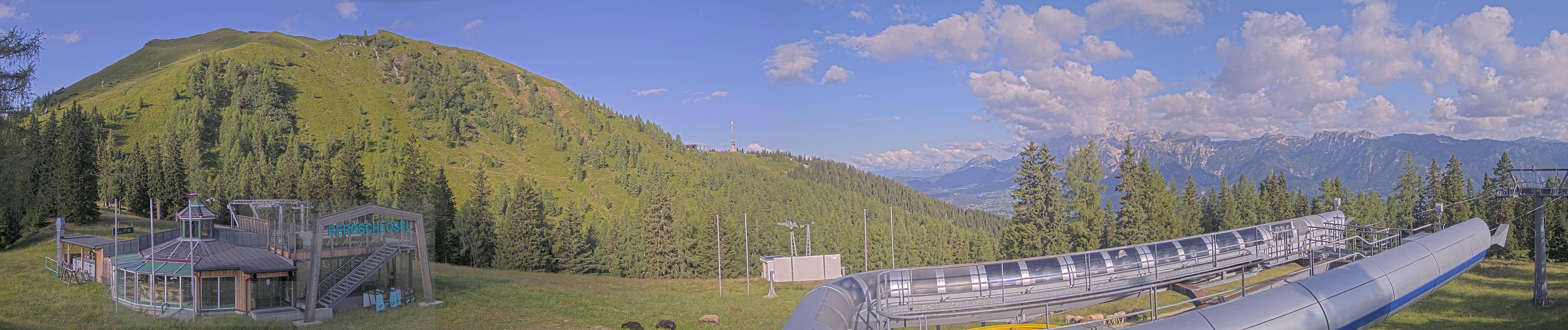 Archiv Foto Webcam Bergstation Höfi Express II (1821 m)