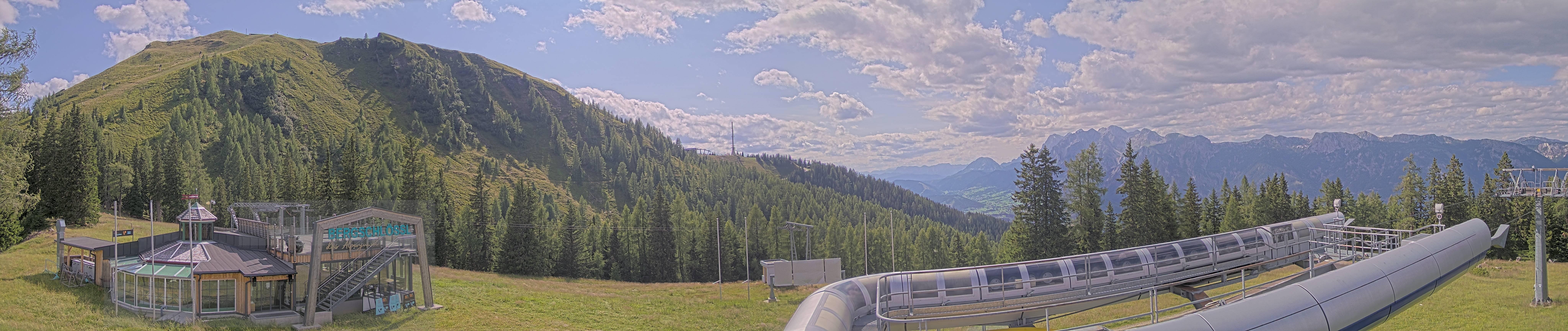 Archived image Webcam Top station Höfi Express II (1821 m)