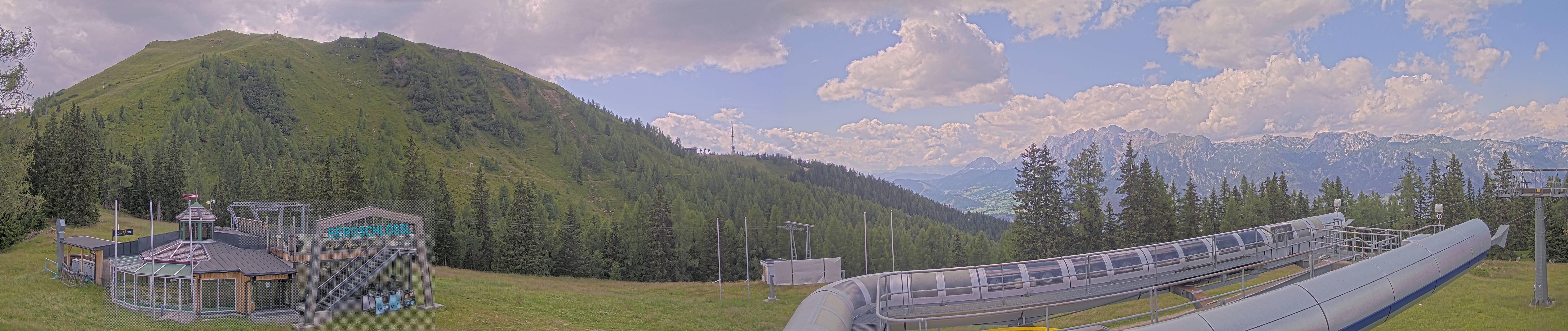 Archiv Foto Webcam Bergstation Höfi Express II (1821 m)