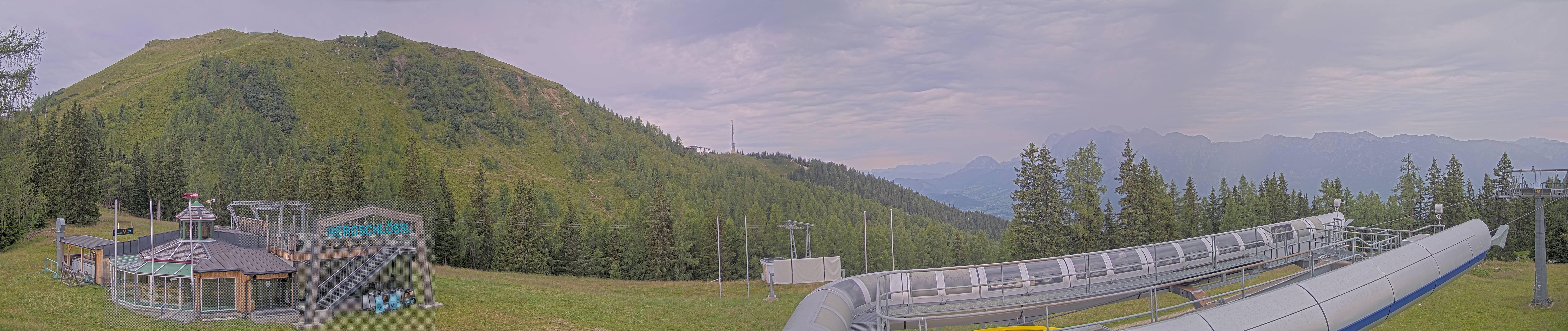 Archiv Foto Webcam Bergstation Höfi Express II (1821 m)