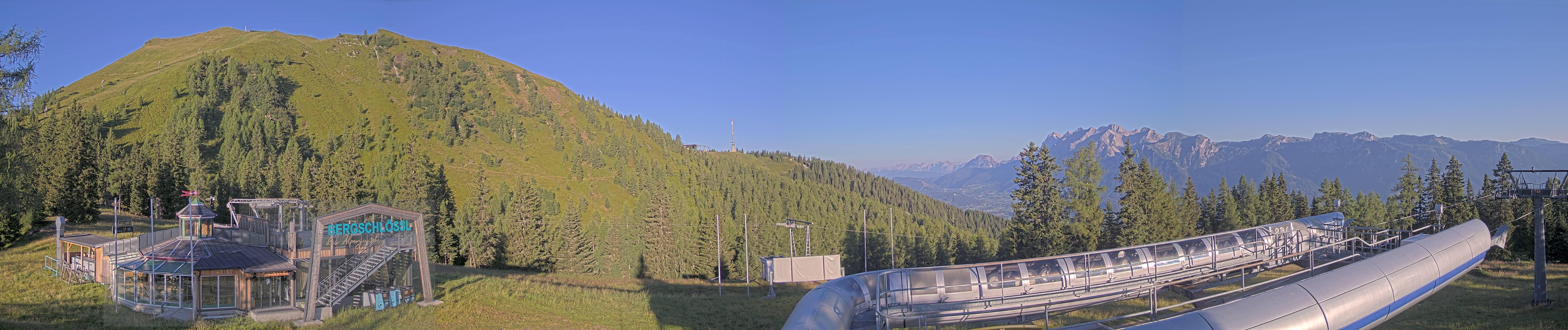 Archiv Foto Webcam Bergstation Höfi Express II (1821 m)