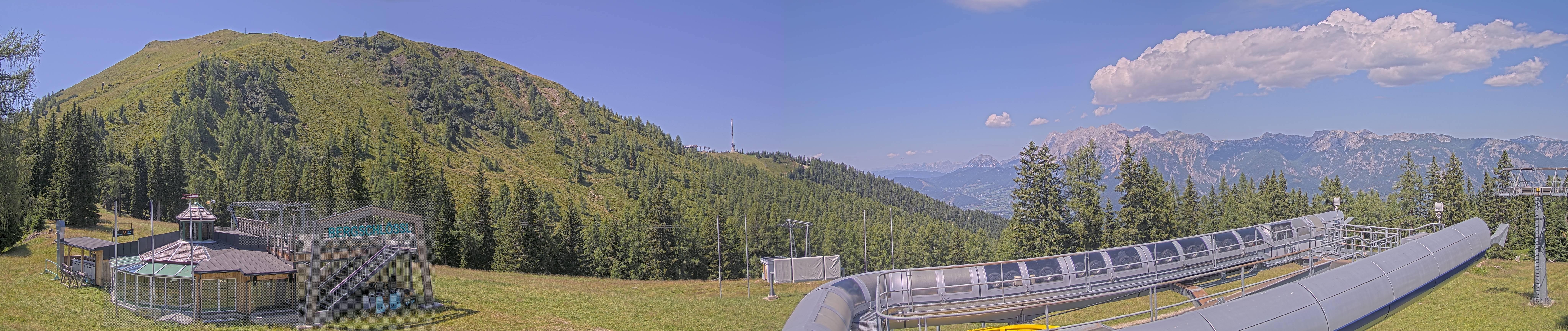 Archived image Webcam Top station Höfi Express II (1821 m)