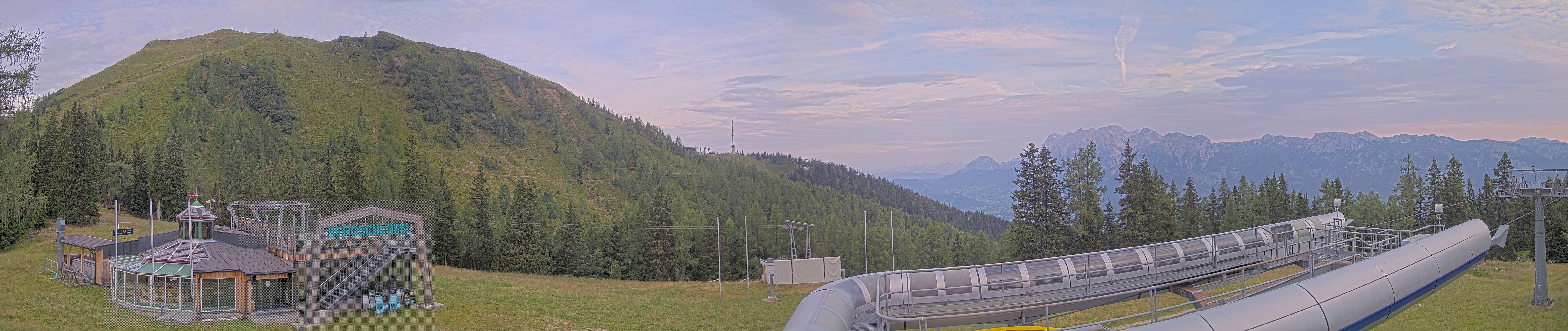 Archived image Webcam Top station Höfi Express II (1821 m)