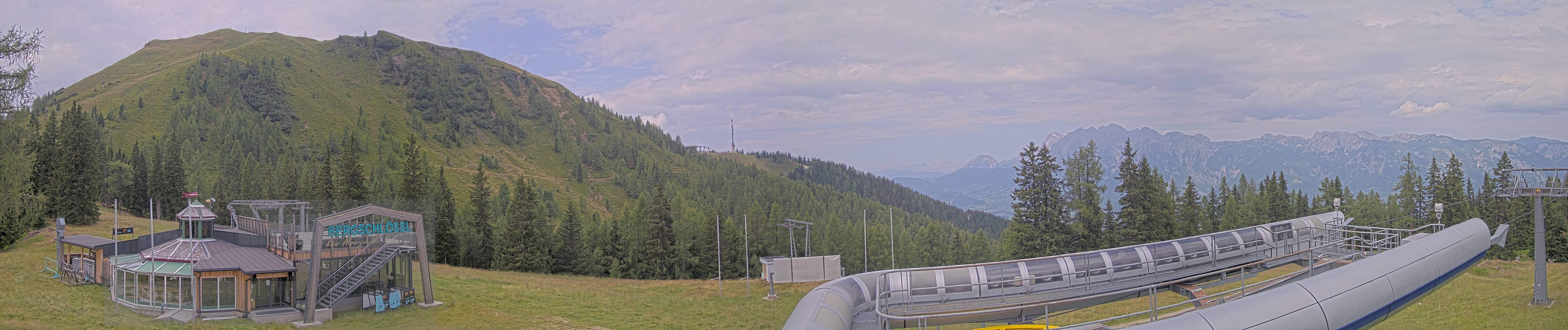Archived image Webcam Top station Höfi Express II (1821 m)
