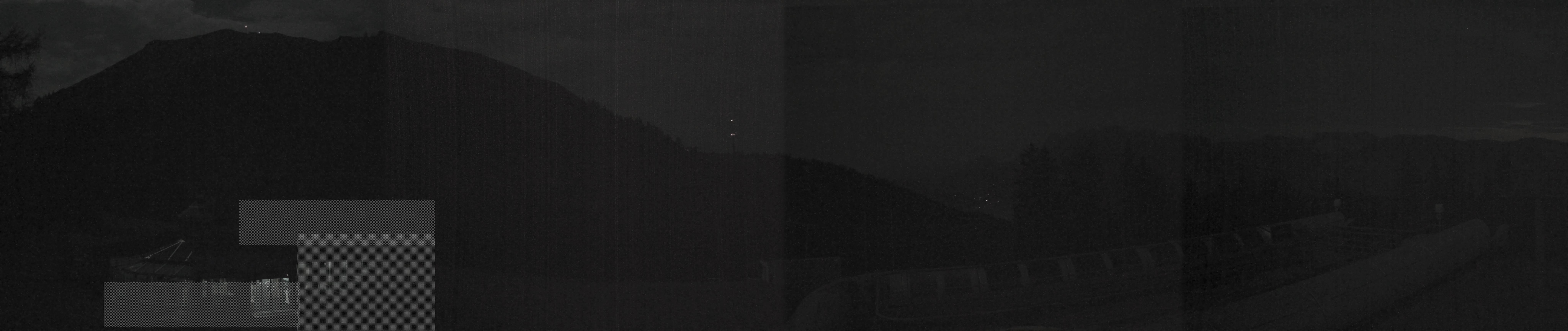 Archiv Foto Webcam Bergstation Höfi Express II (1821 m)