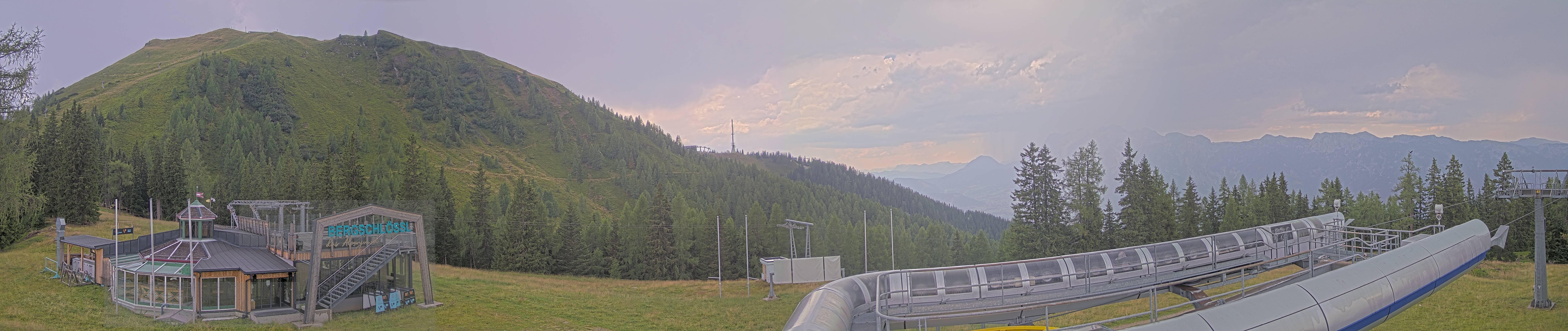 Archiv Foto Webcam Bergstation Höfi Express II (1821 m)