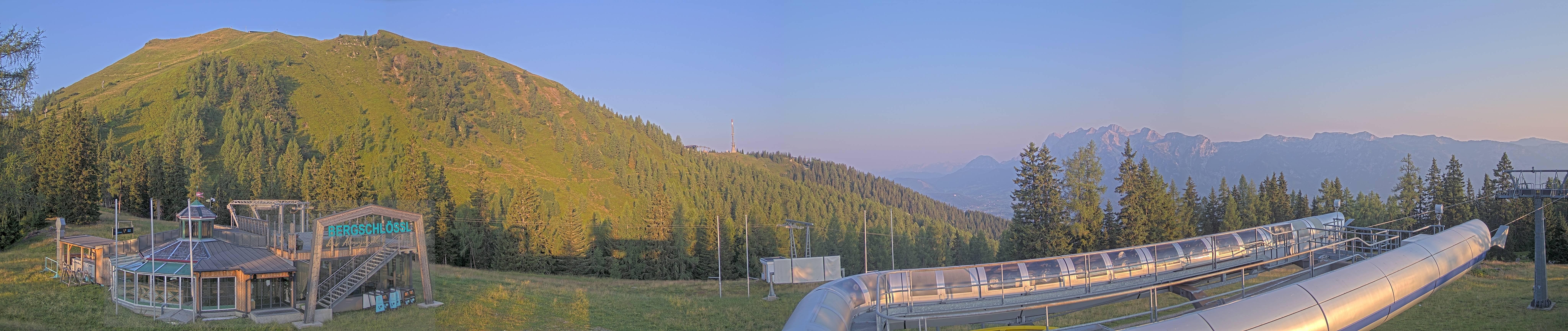 Archiv Foto Webcam Bergstation Höfi Express II (1821 m)