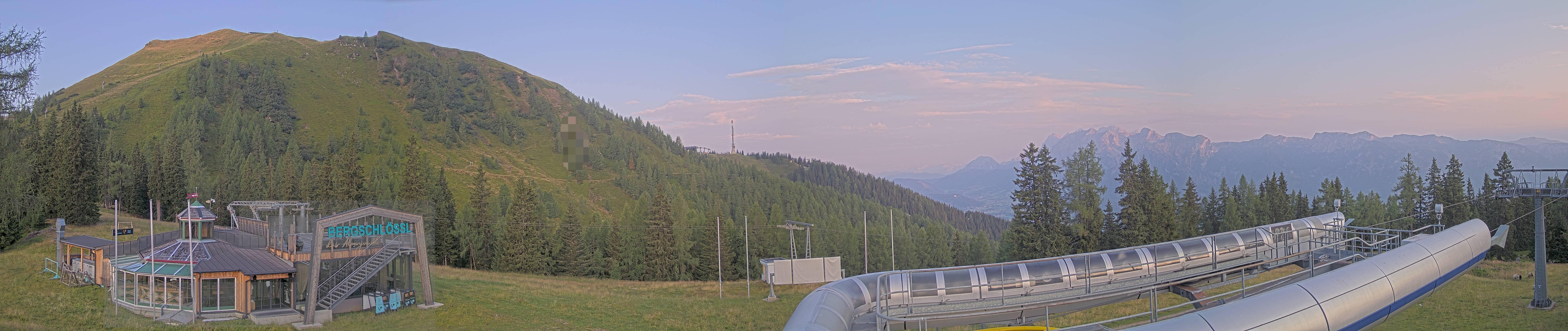 Archiv Foto Webcam Bergstation Höfi Express II (1821 m)