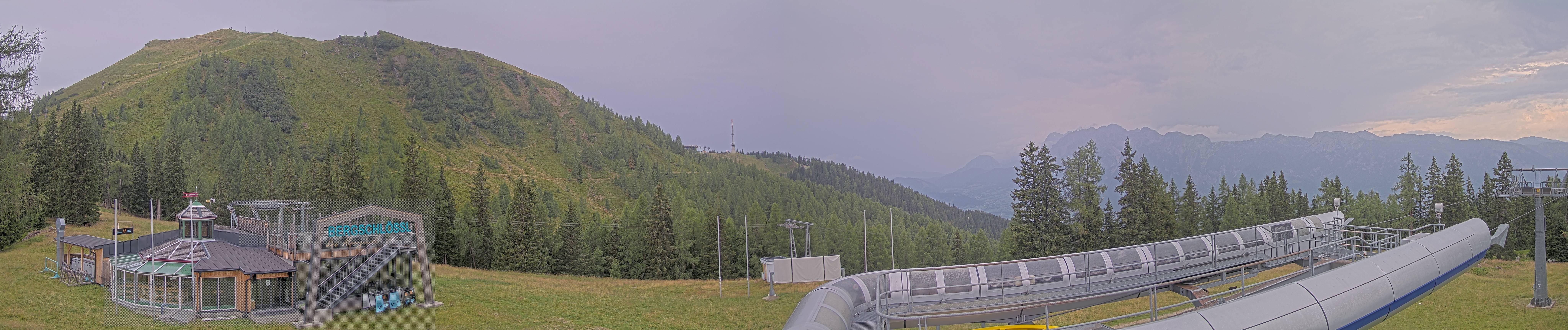 Archiv Foto Webcam Bergstation Höfi Express II (1821 m)