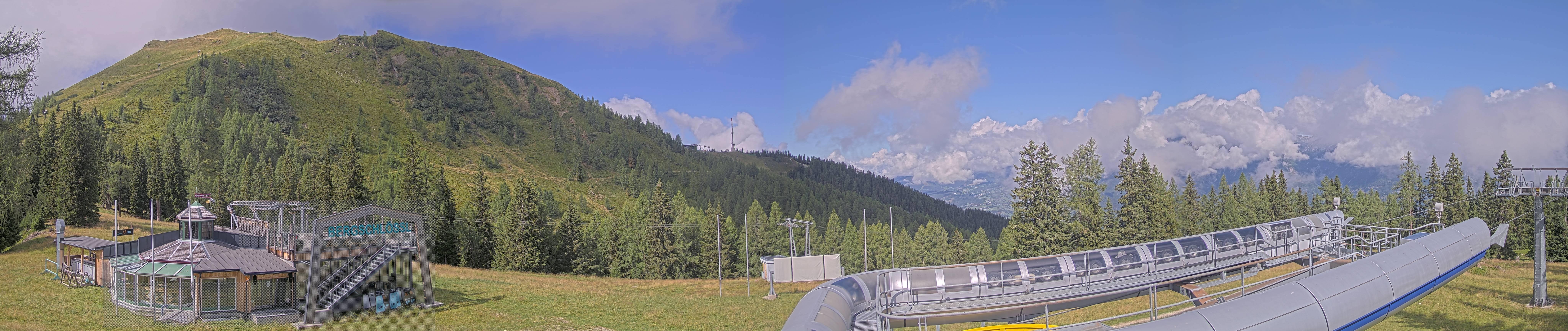 Archived image Webcam Top station Höfi Express II (1821 m)