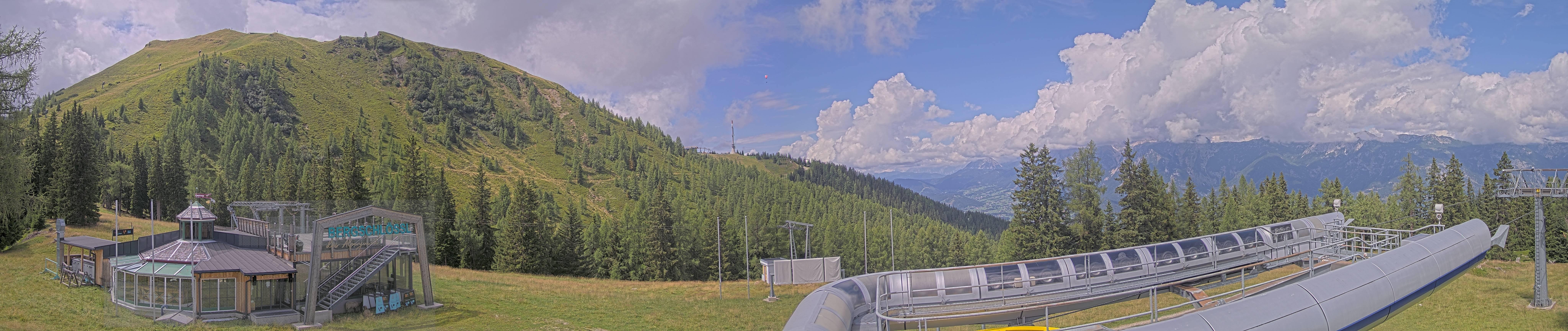 Archived image Webcam Top station Höfi Express II (1821 m)