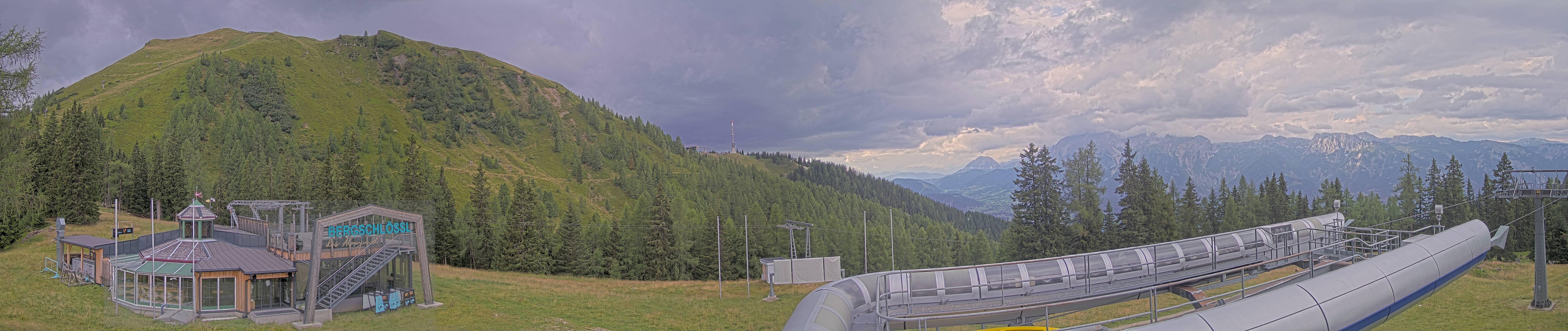 Archived image Webcam Top station Höfi Express II (1821 m)
