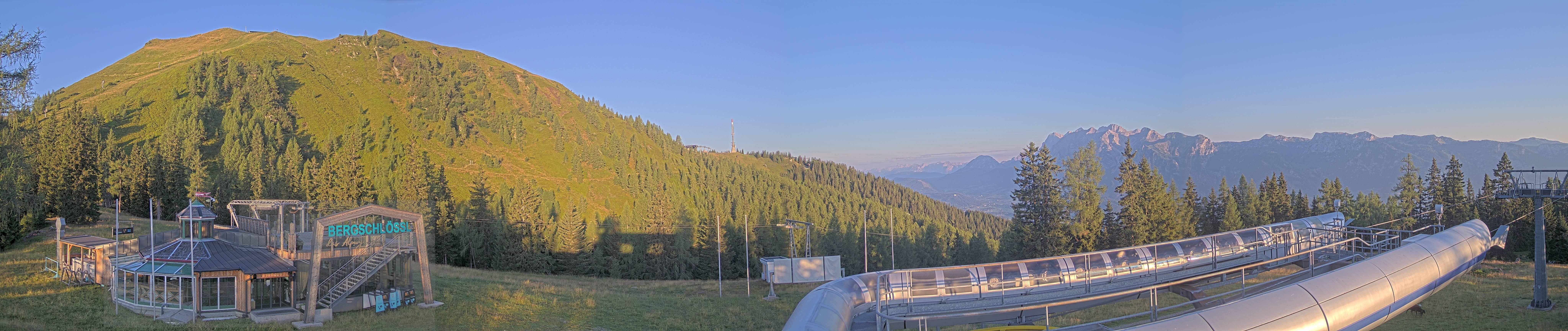 Archiv Foto Webcam Bergstation Höfi Express II (1821 m)