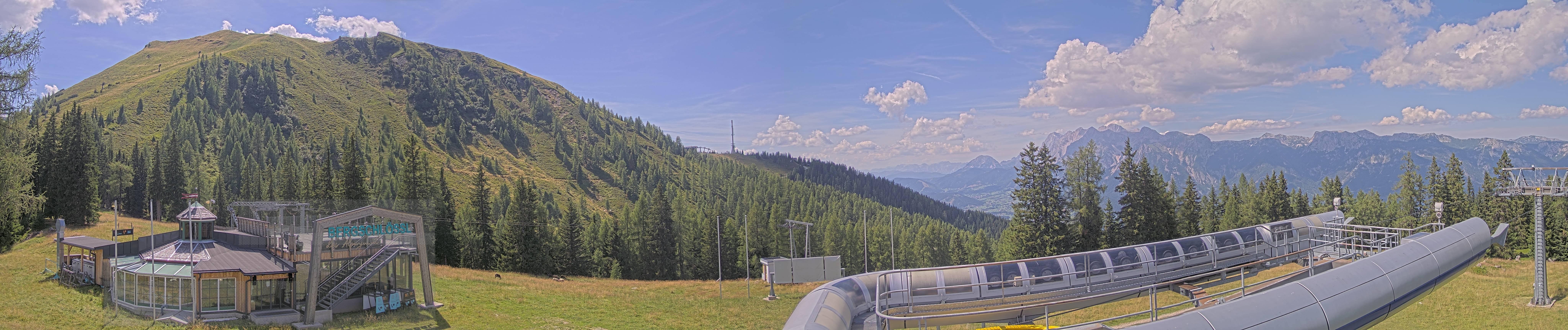 Archiv Foto Webcam Bergstation Höfi Express II (1821 m)