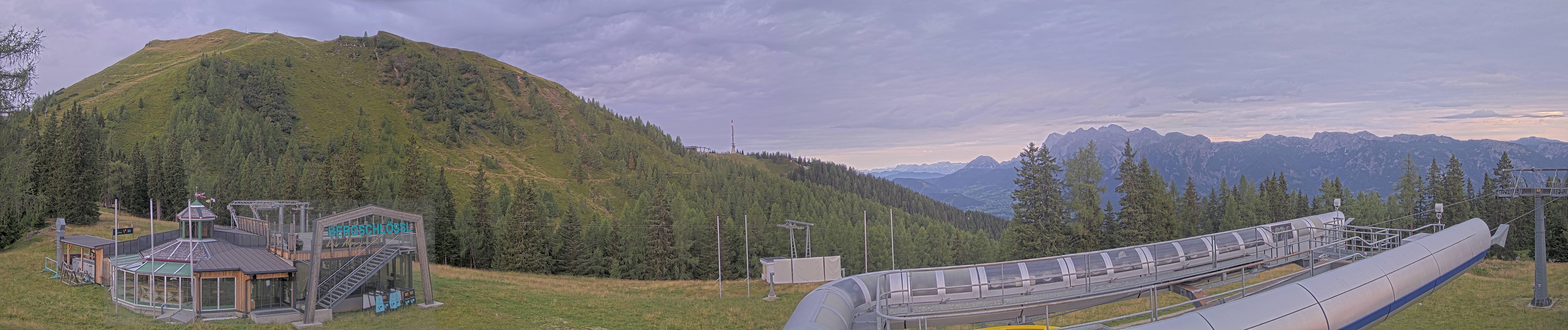 Archiv Foto Webcam Bergstation Höfi Express II (1821 m)