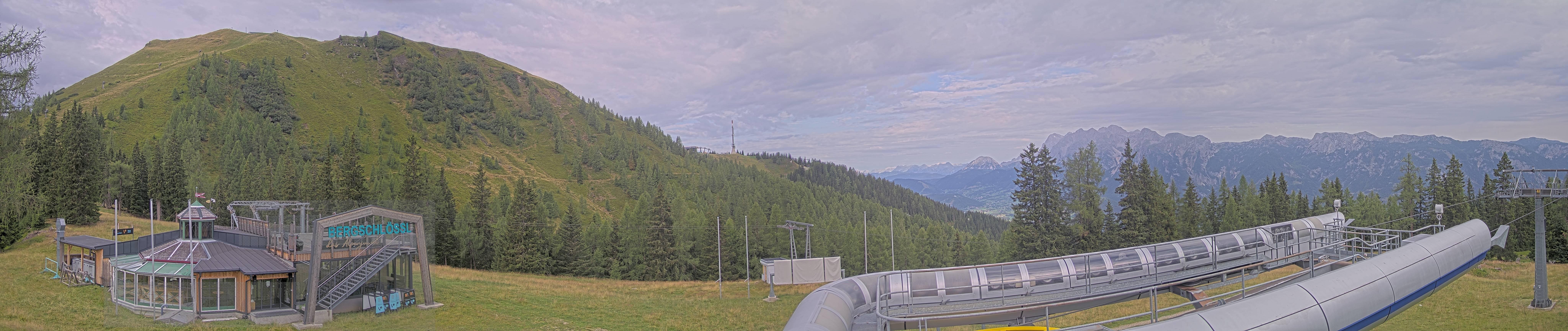 Archiv Foto Webcam Bergstation Höfi Express II (1821 m)