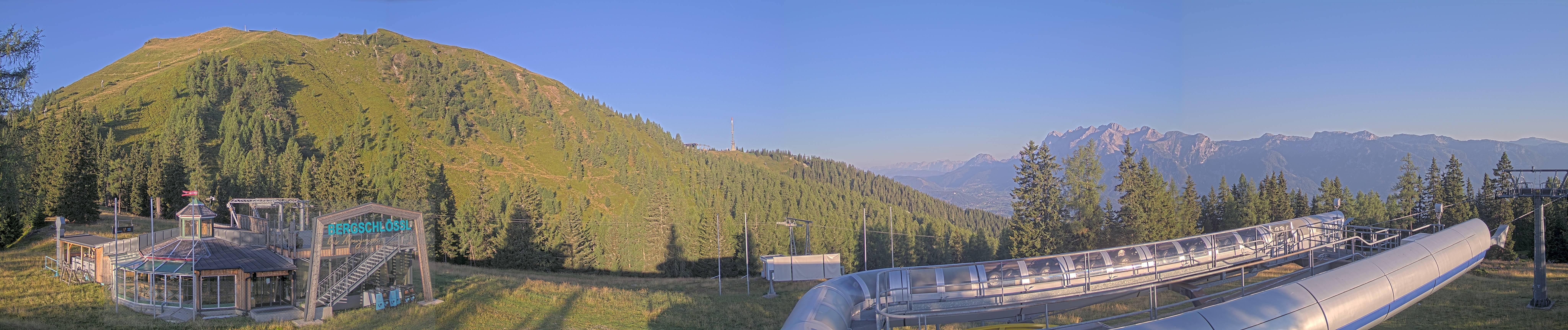Archiv Foto Webcam Bergstation Höfi Express II (1821 m)
