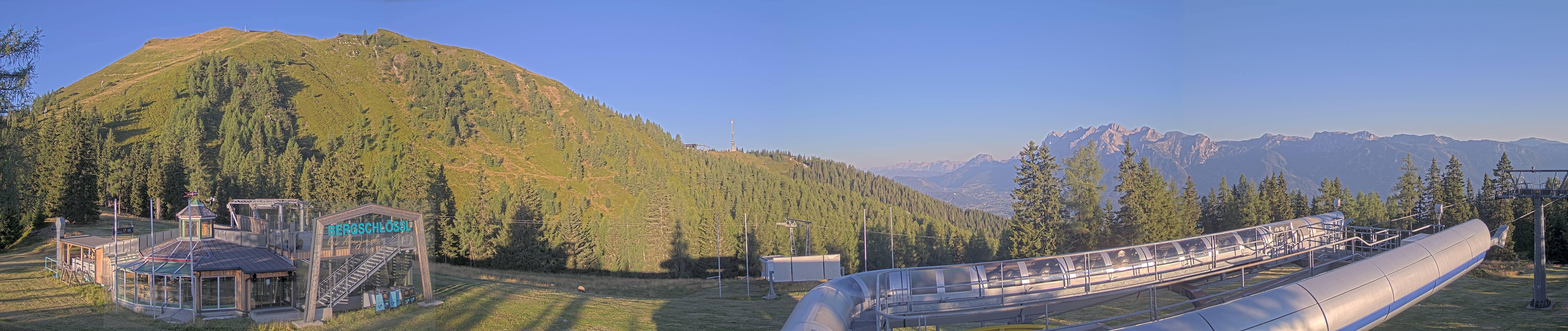 Archiv Foto Webcam Bergstation Höfi Express II (1821 m)