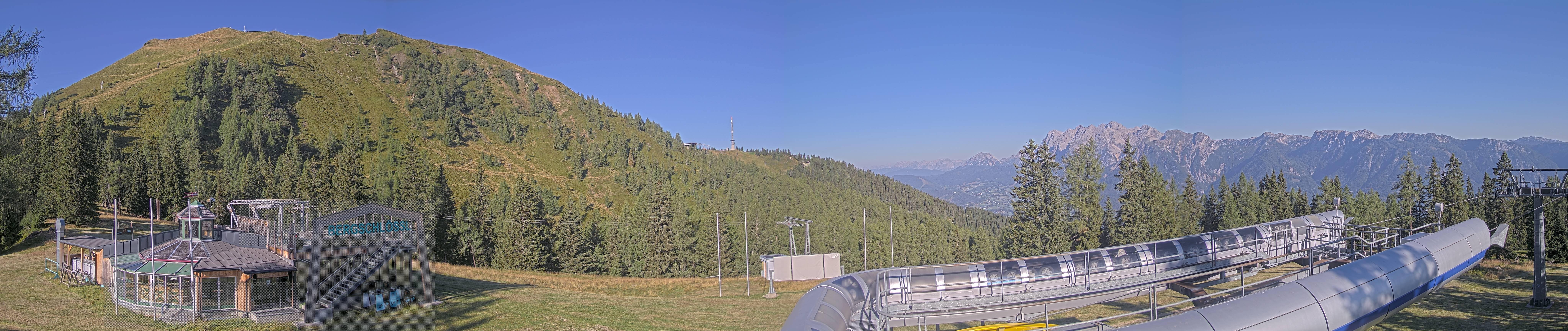 Archiv Foto Webcam Bergstation Höfi Express II (1821 m)