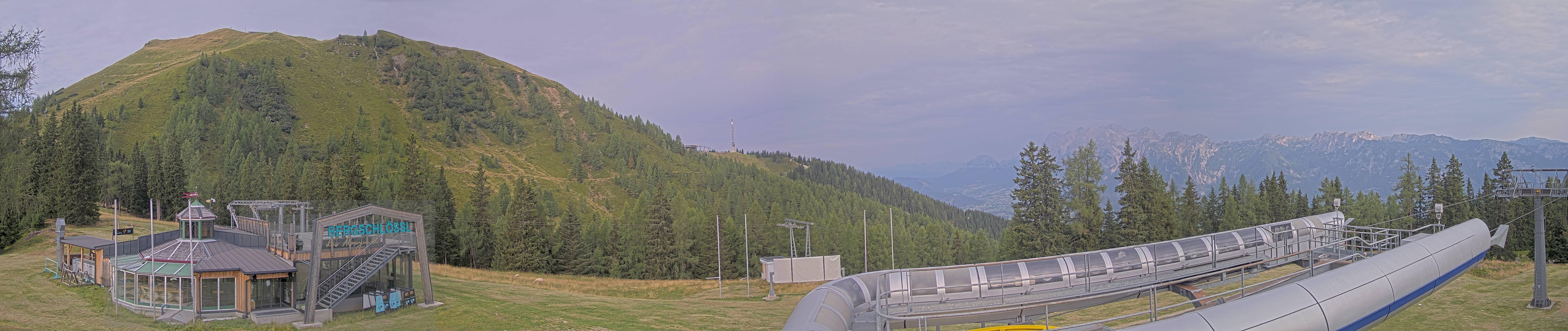 Archived image Webcam Top station Höfi Express II (1821 m)