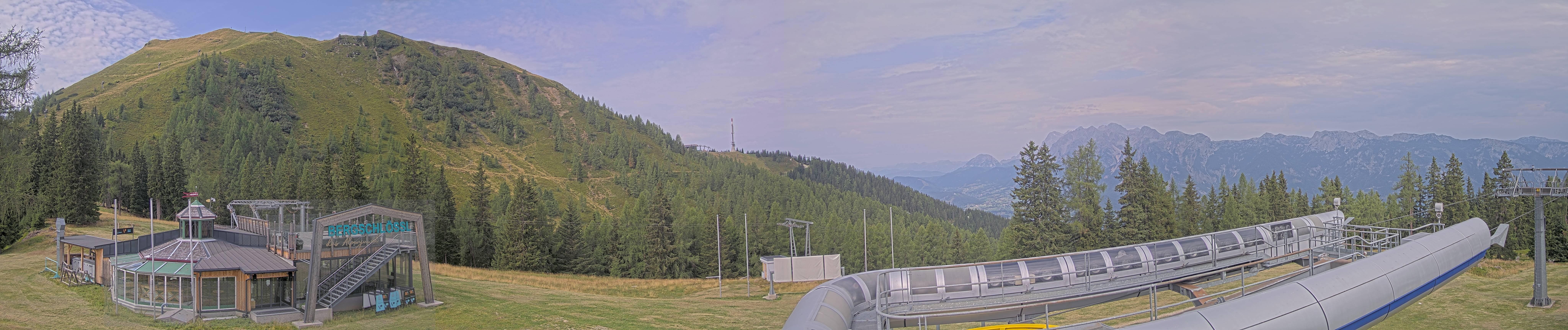 Archived image Webcam Top station Höfi Express II (1821 m)