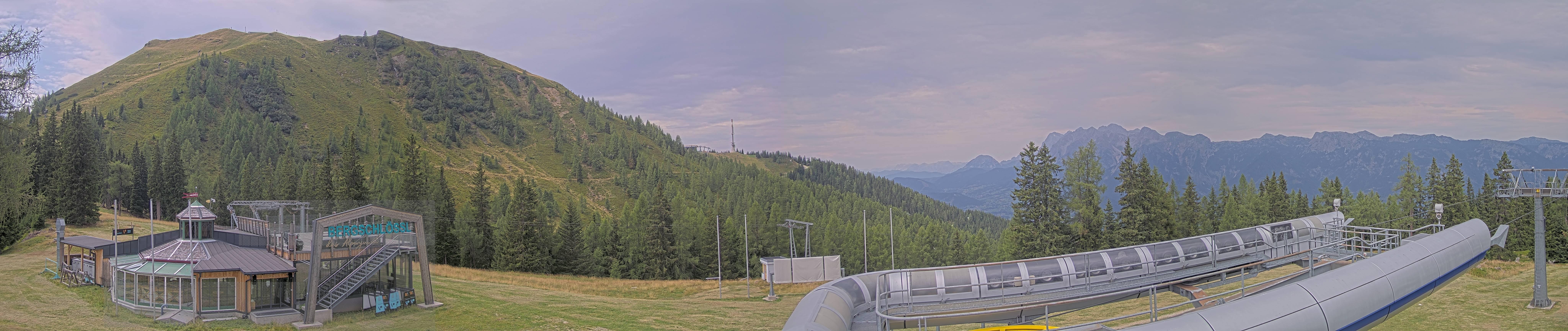 Archived image Webcam Top station Höfi Express II (1821 m)