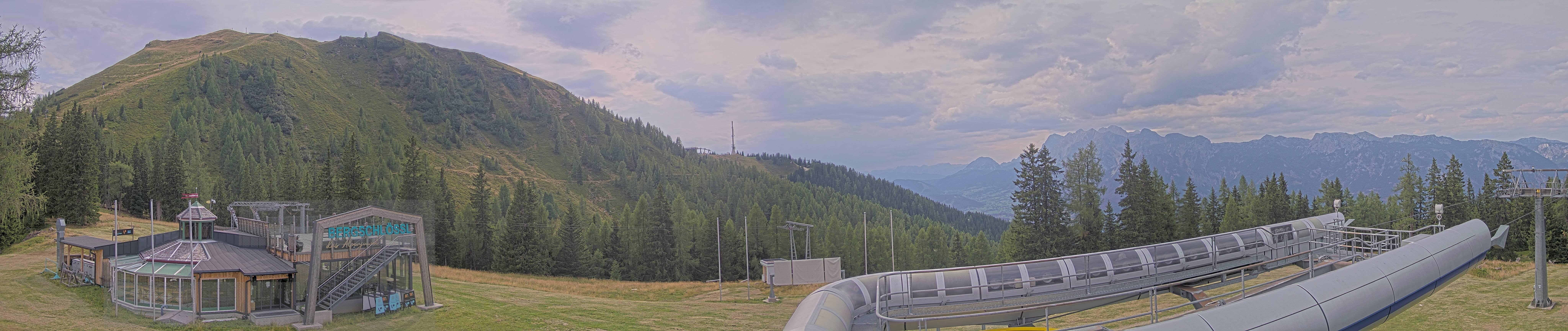 Archived image Webcam Top station Höfi Express II (1821 m)