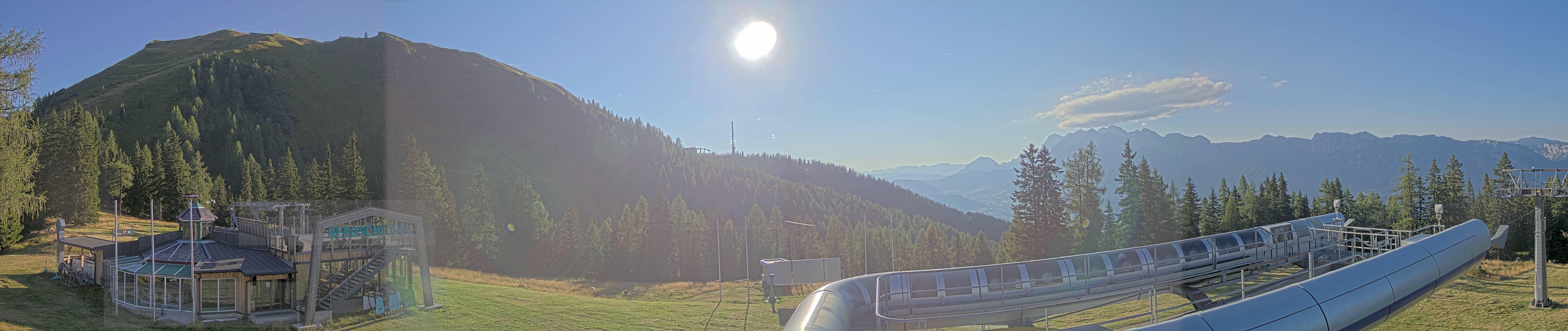 Archiv Foto Webcam Bergstation Höfi Express II (1821 m)