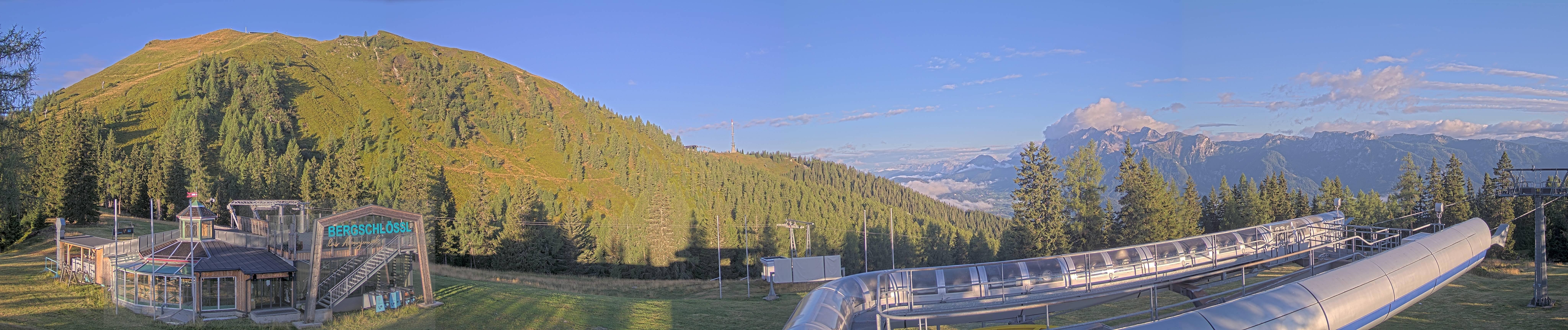Archiv Foto Webcam Bergstation Höfi Express II (1821 m)