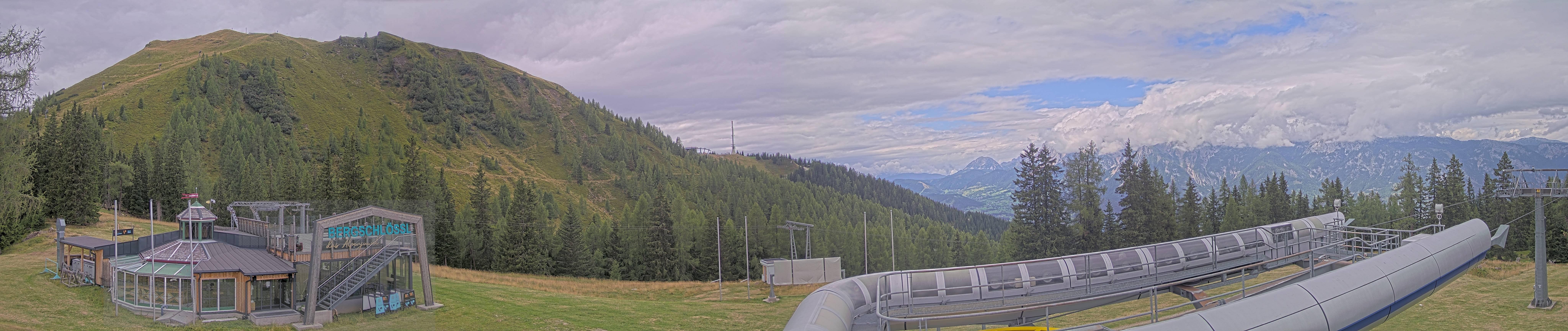 Archiv Foto Webcam Bergstation Höfi Express II (1821 m)