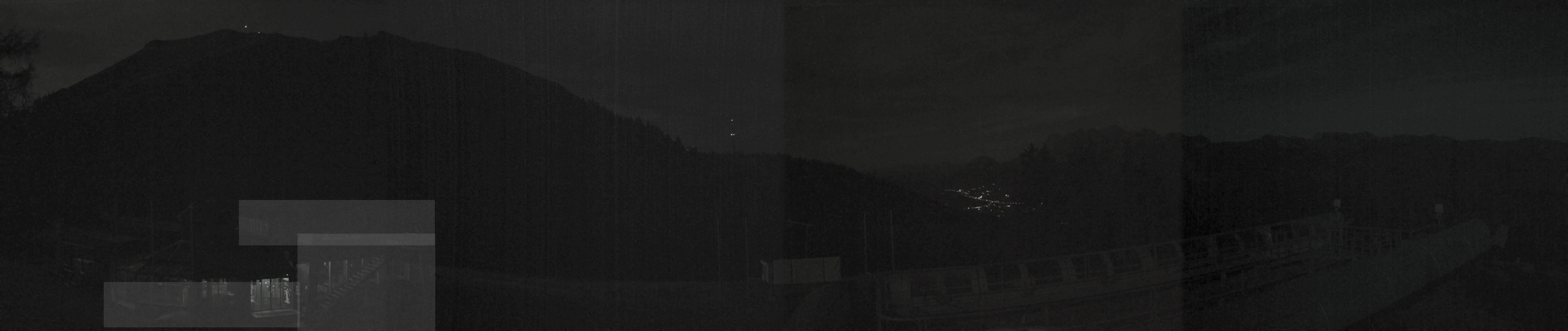 Archiv Foto Webcam Bergstation Höfi Express II (1821 m)