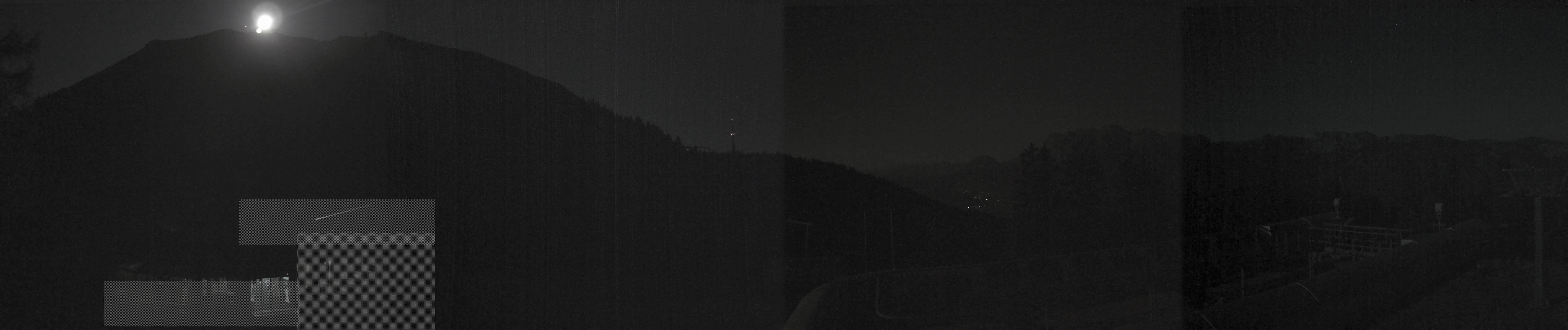 Archiv Foto Webcam Bergstation Höfi Express II (1821 m)