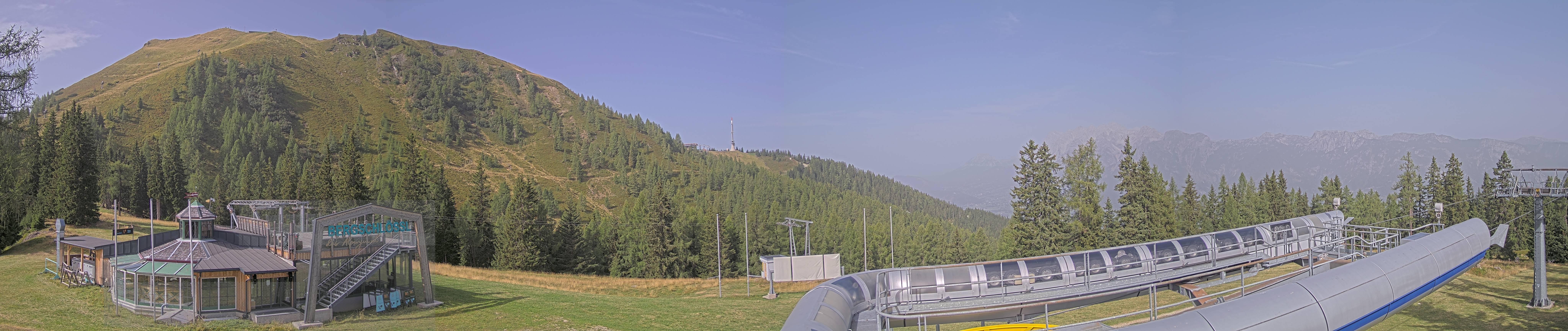 Archiv Foto Webcam Bergstation Höfi Express II (1821 m)
