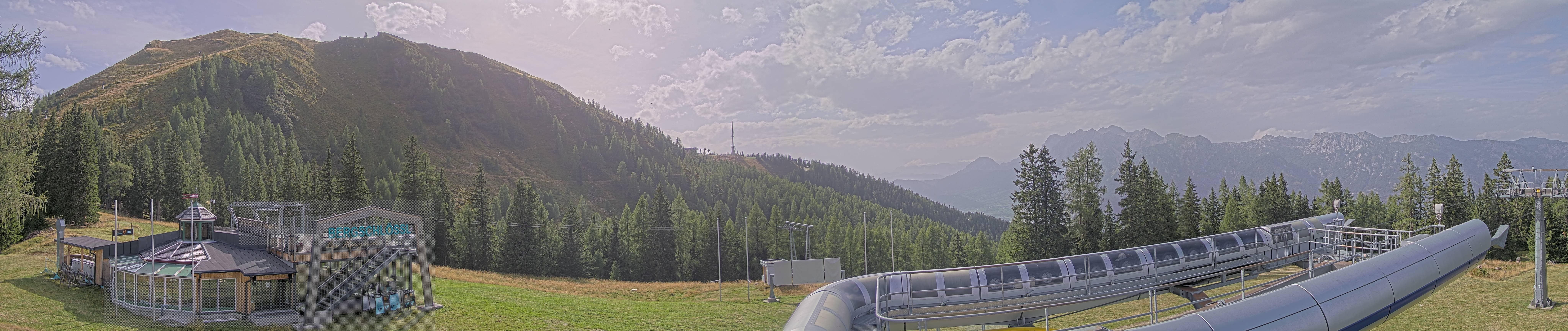 Archiv Foto Webcam Bergstation Höfi Express II (1821 m)