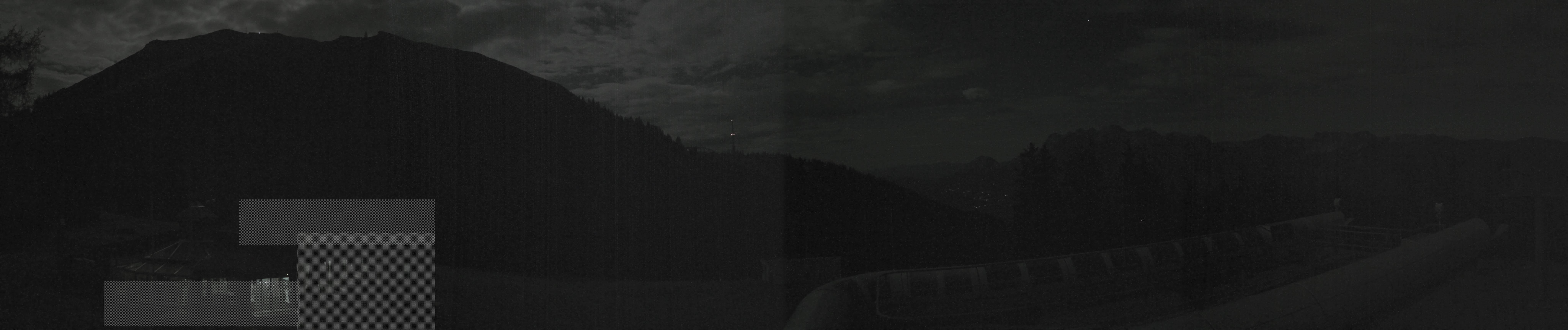 Archiv Foto Webcam Bergstation Höfi Express II (1821 m)
