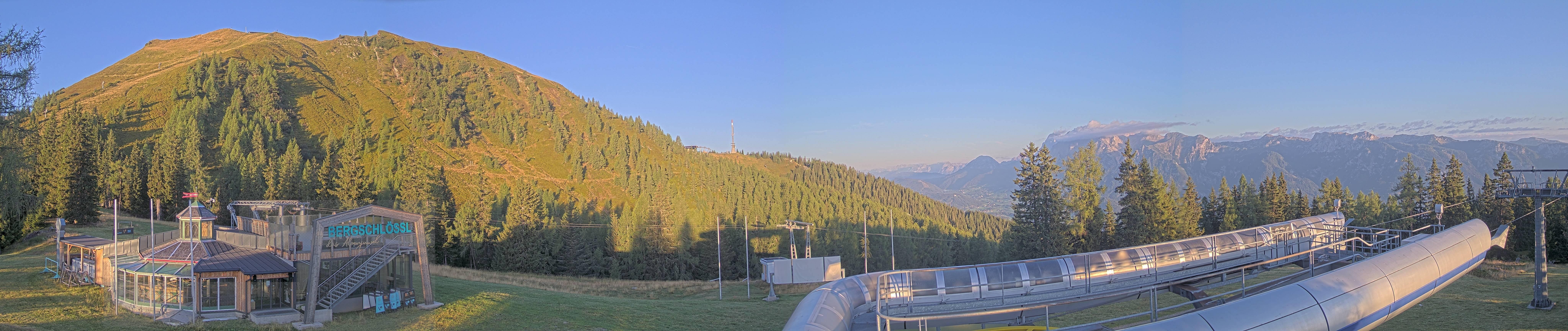 Archiv Foto Webcam Bergstation Höfi Express II (1821 m)