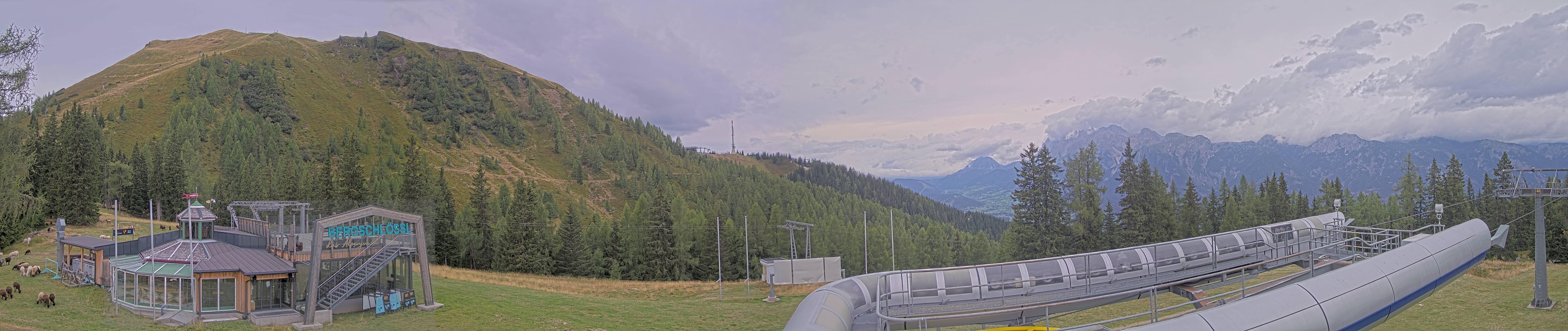 Archiv Foto Webcam Bergstation Höfi Express II (1821 m)