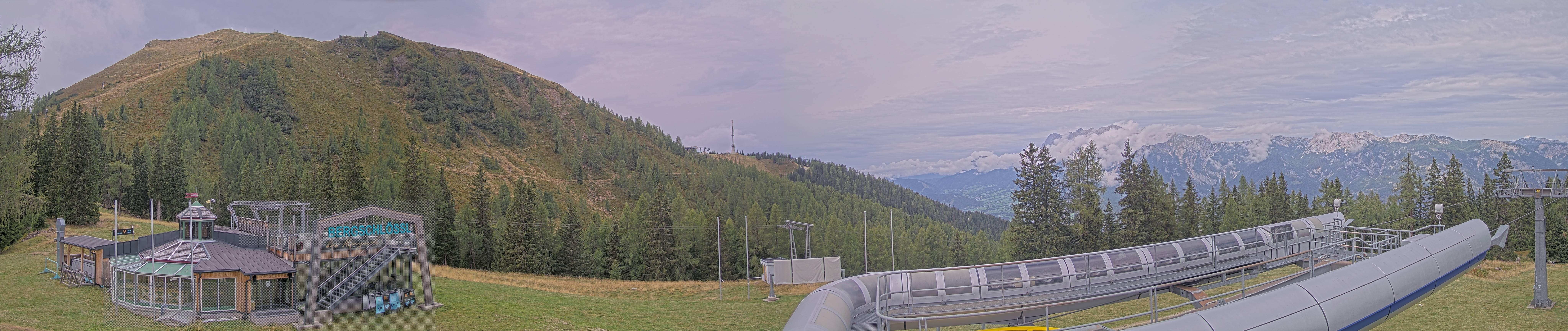 Archived image Webcam Top station Höfi Express II (1821 m)