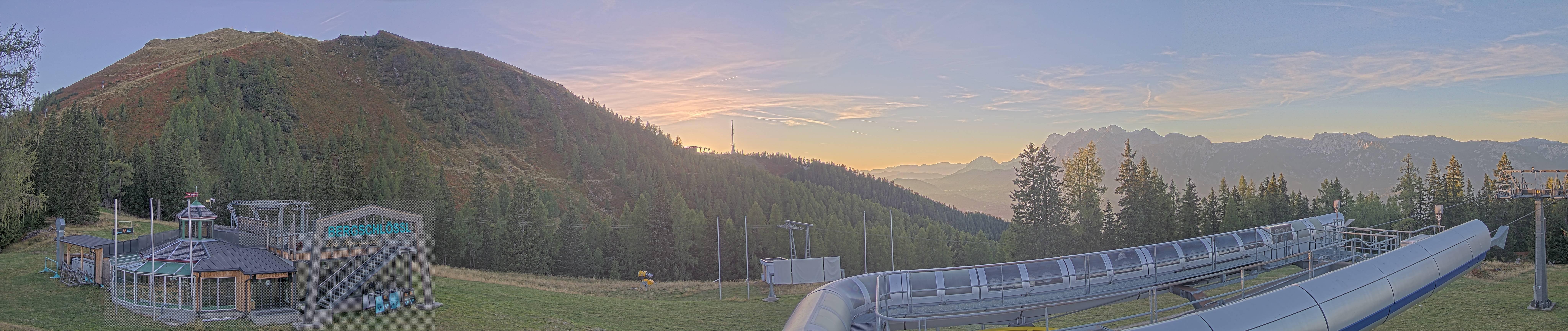 Archiv Foto Webcam Bergstation Höfi Express II (1821 m)