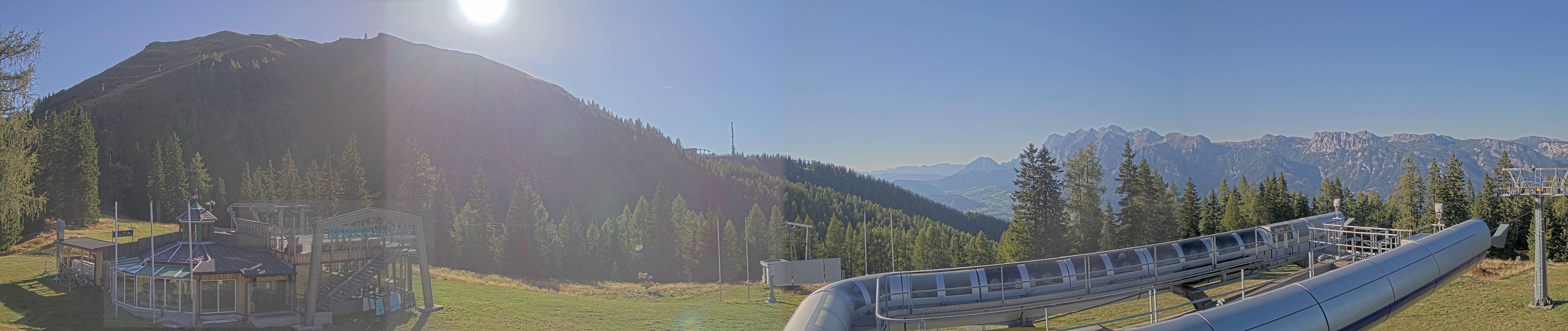 Archived image Webcam Top station Höfi Express II (1821 m)