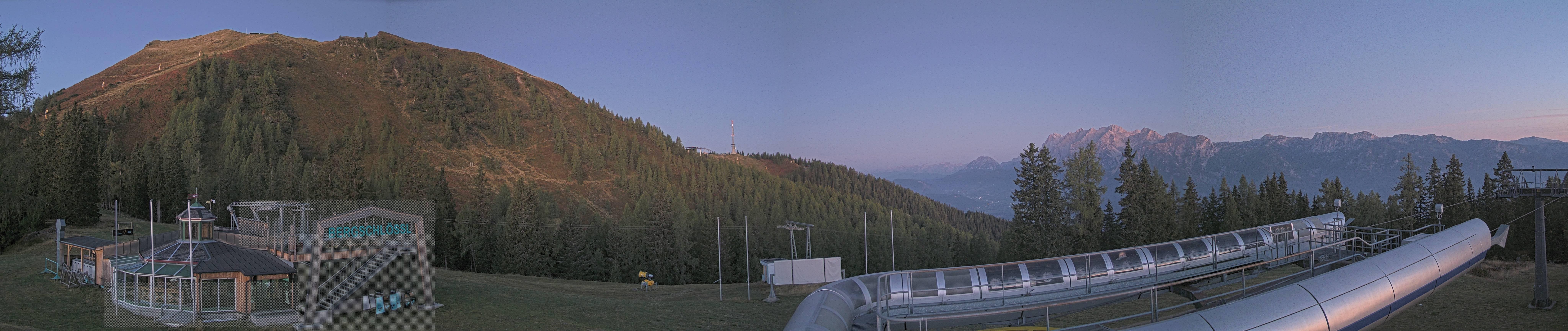 Archived image Webcam Top station Höfi Express II (1821 m)