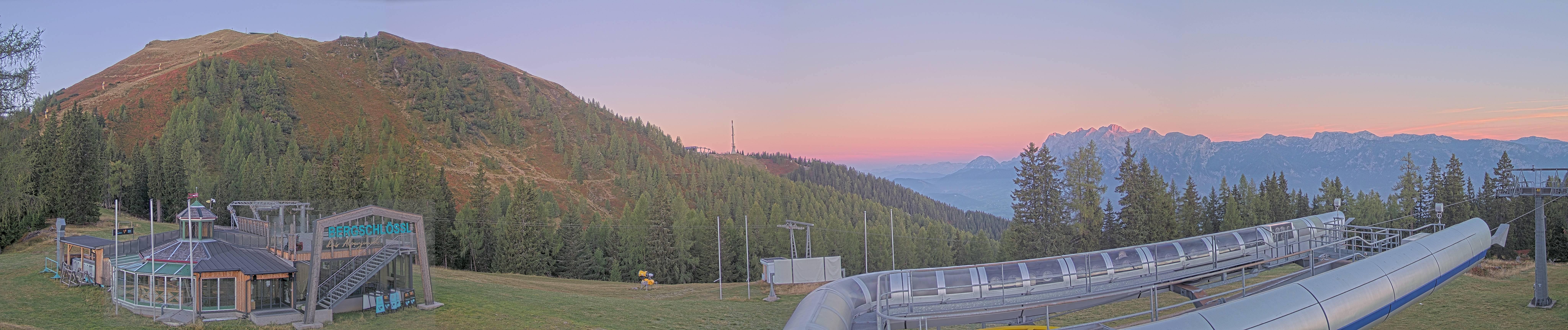 Archived image Webcam Top station Höfi Express II (1821 m)