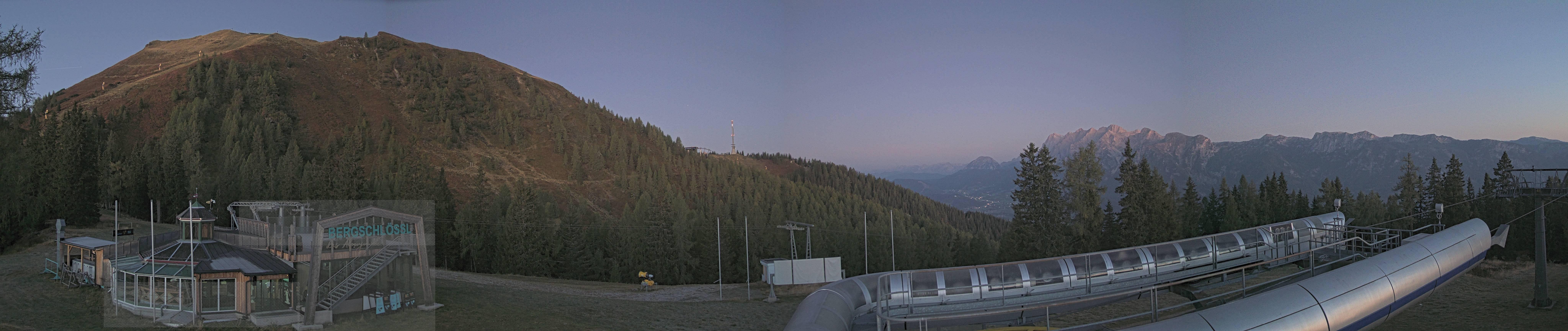 Archived image Webcam Top station Höfi Express II (1821 m)