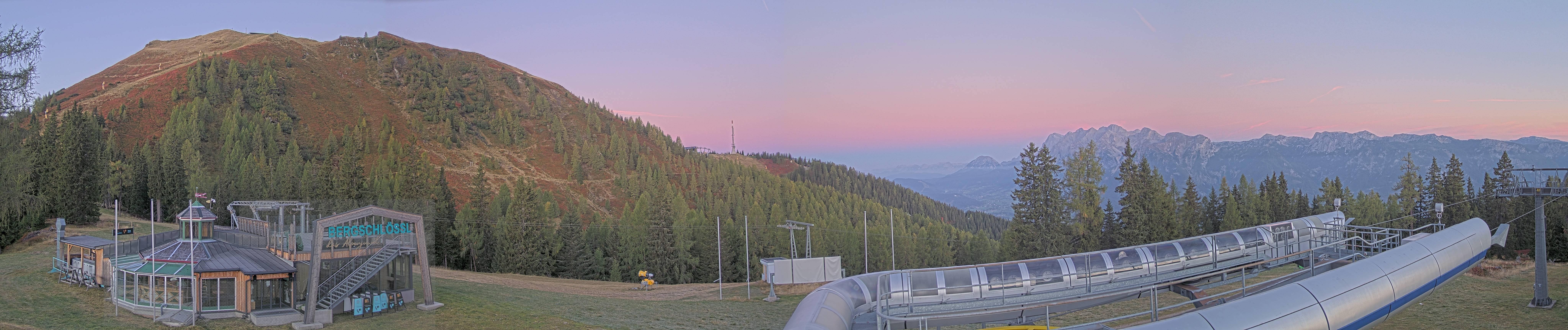 Archived image Webcam Top station Höfi Express II (1821 m)