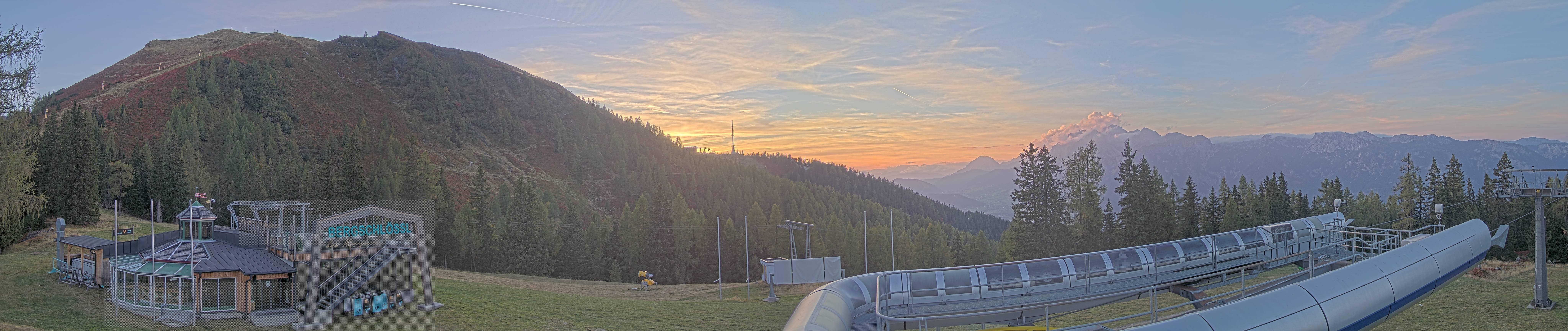 Archived image Webcam Top station Höfi Express II (1821 m)